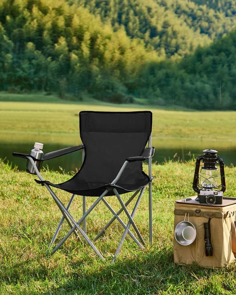 SONGMICS Campingstuhl Klappstühle 2er Set Rot/Schwarz Armlehnen Getränkehalter
