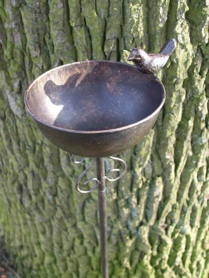 Deko-Impression Vogeltränke am Stab Eisen Bronze 110 cm - Bild 4