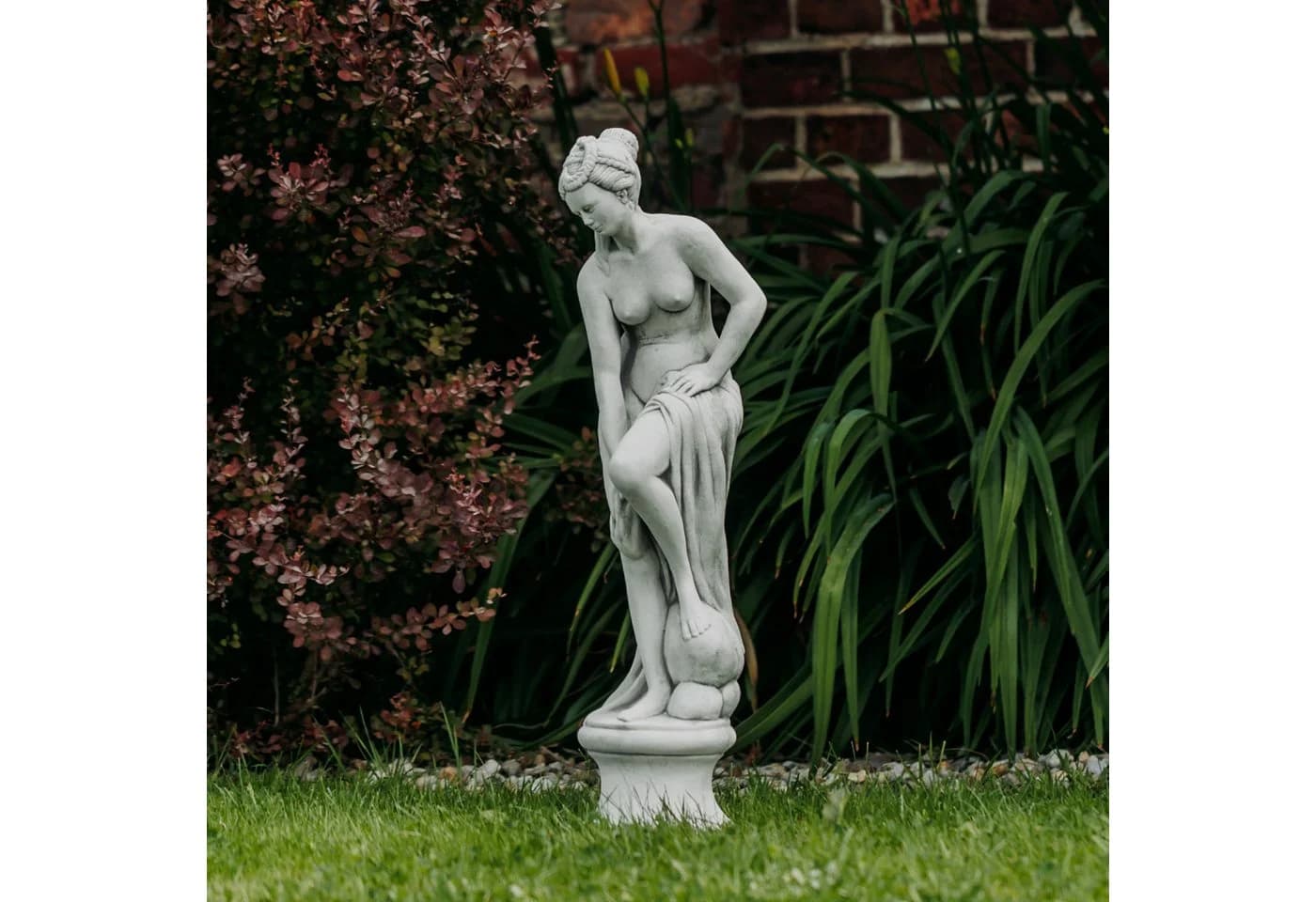 gartendekoparadies.de Gartenfigur Statue "Badende Venus" Steinfigur Grau - Bild 2