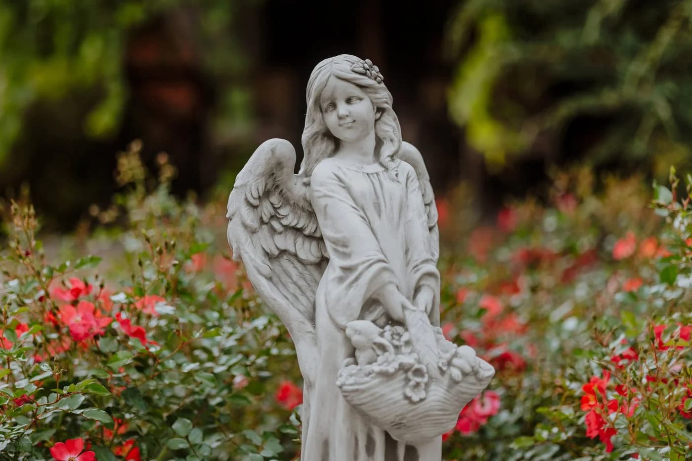 gartendekoparadies.de Gartenfigur Entzückender Engel mit Blumenkorb, Steinfigur 63 cm, 28 kg, Frostsicher - Bild 4
