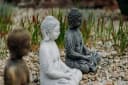 gartendekoparadies.de Sitzende Buddha Statue Stein Figur Bronze Grau Frostsicher Bild 5