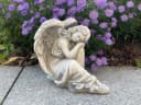 gartendekoparadies.de Gartenfigur Schlafender Engel Grabengel Steinfigur Grau Frostsicher Bild 3