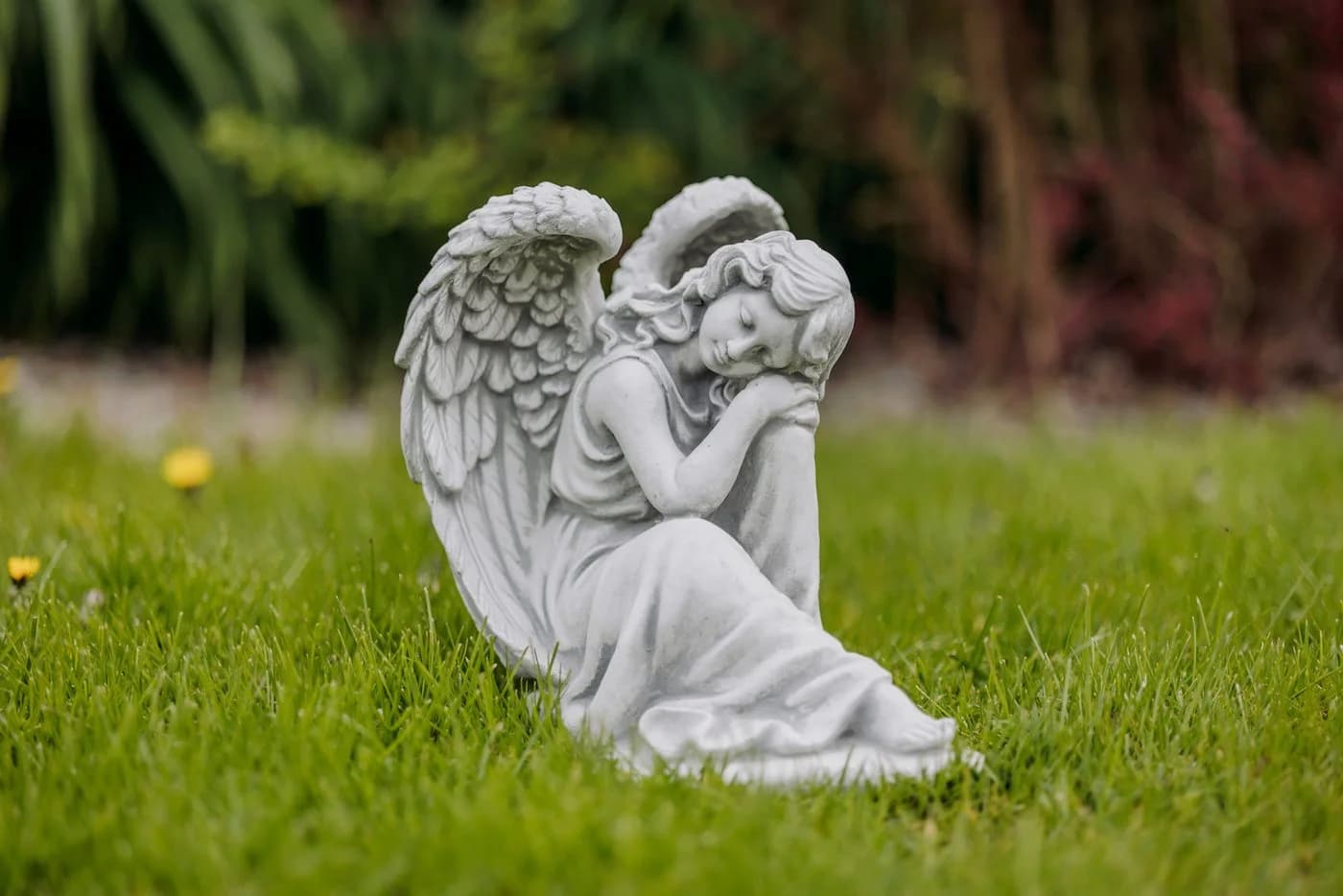 gartendekoparadies.de Gartenfigur Schlafender Engel Grabengel Steinfigur Grau Frostsicher - Bild 5