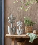 Dehner Gartenfigur Blume Grau Steinoptik Magnesia Deko Bild 1