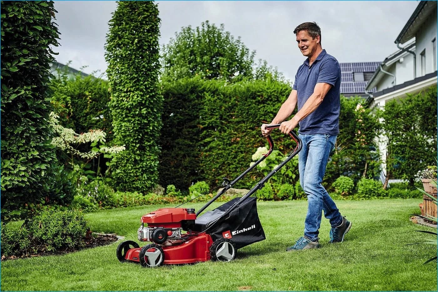 Einhell Benzinrasenmäher GC-PM 40/2 Rot