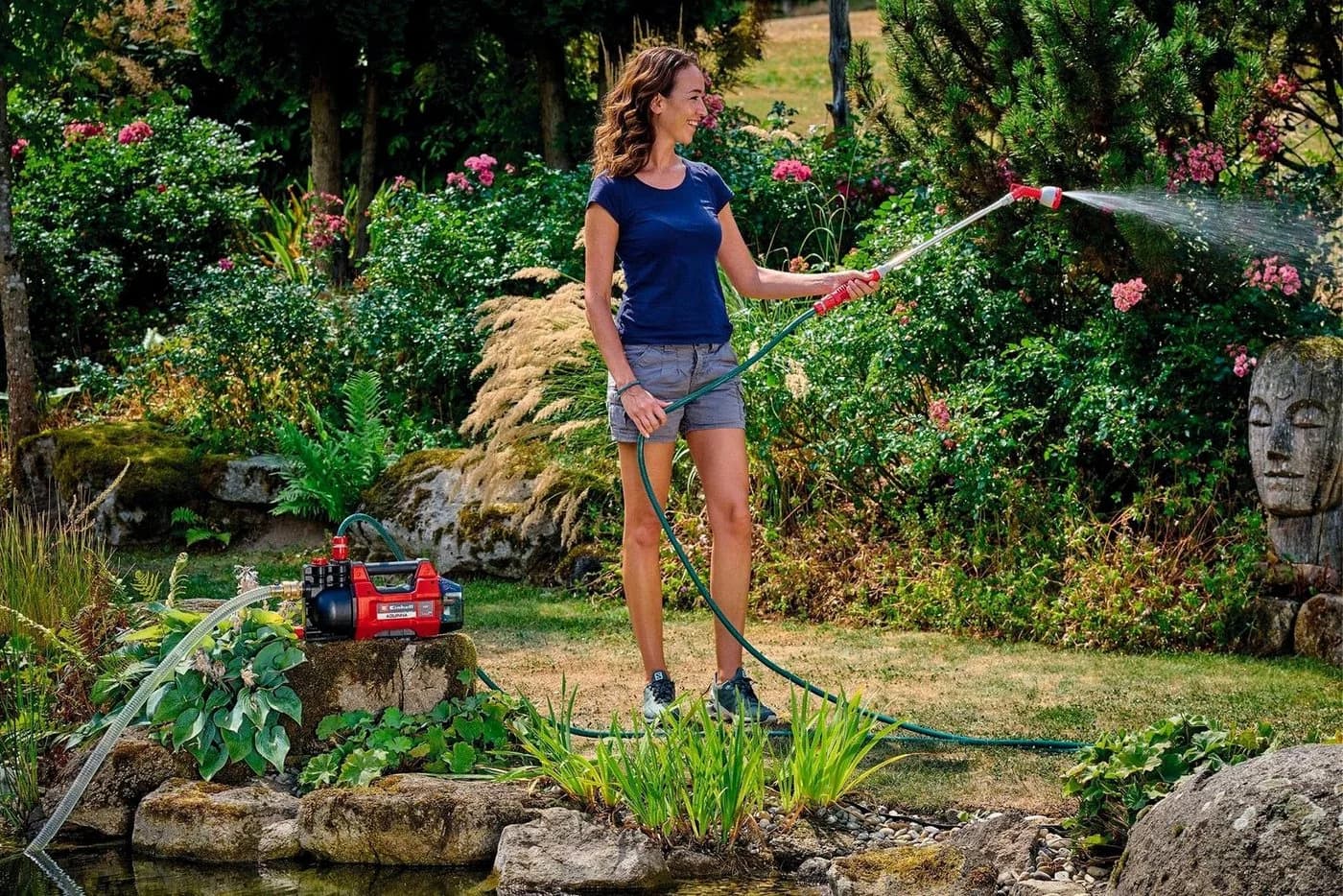 Akku-Gartenpumpe Rot - Moderner Stil