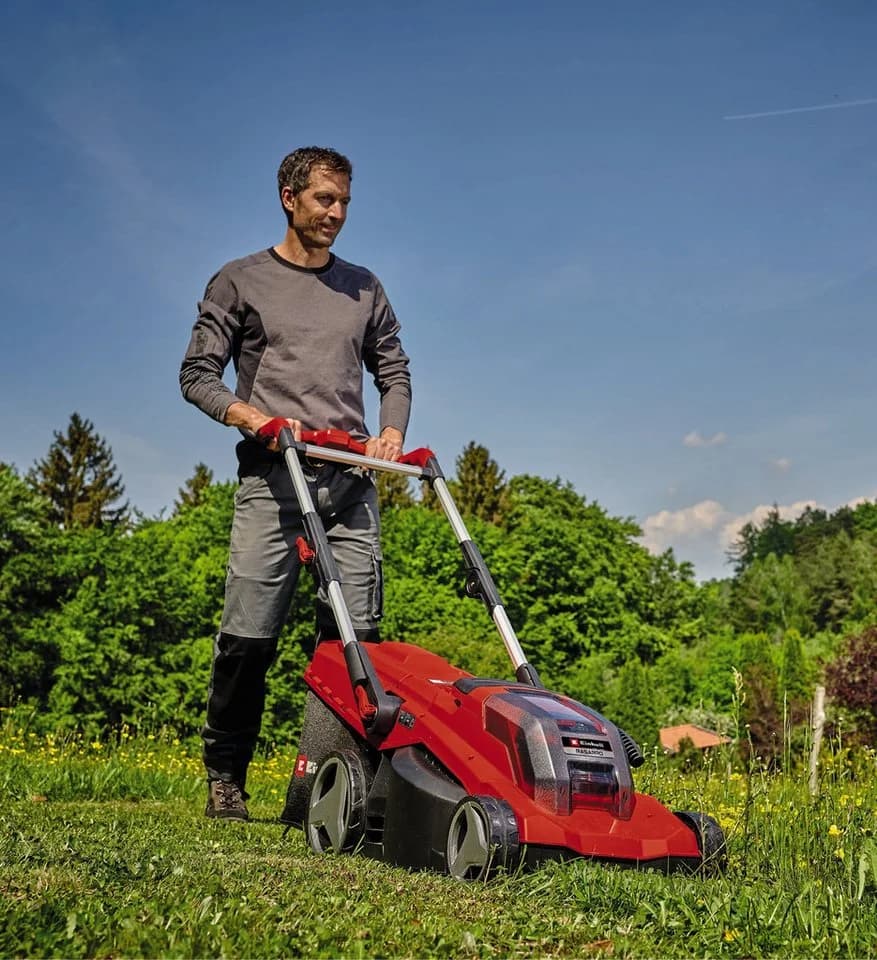 Einhell Akku-Rasenmäher RASARRO 36/36 Rot mit 2x Akku
