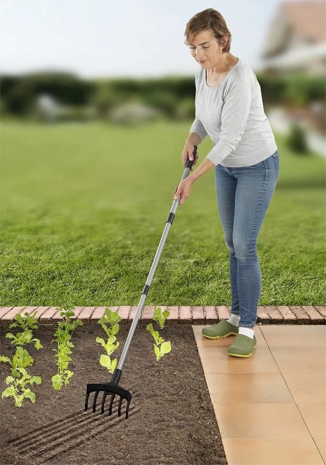 Kultivator MAXIMEX Gartenhacke und Kultivator 2in1 schwarz mit Teleskopstiel