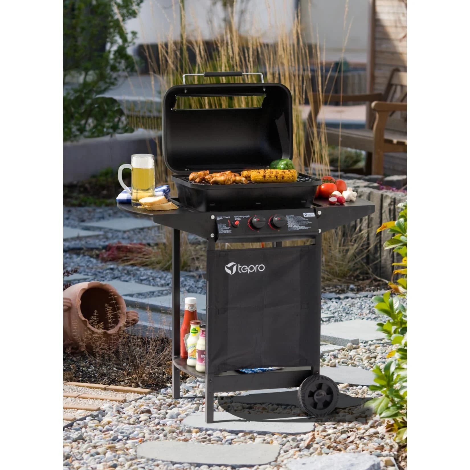 Tepro Gasgrill "Irvine" Schwarz mit Lavasteinen und Seitenablagen