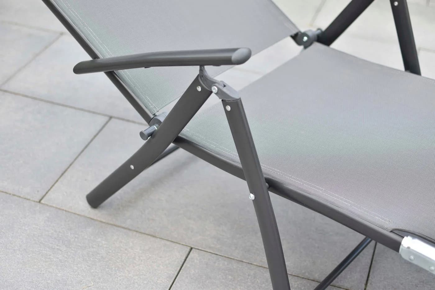 MERXX Gartenliege Deckchair zusammenklappbar 4-fach verstellbar inkl. Kopfkissen - Bild 3