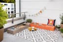MUDDY BUDDY® Sandkasten Flexy Style Warmgrau/Lachs Bild 1