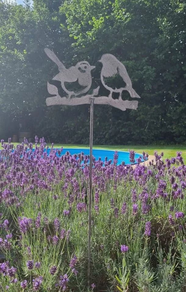 AMBIENTE HAUS Gartenstecker Vogel Grau Metall Handarbeit - Bild 3