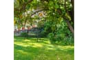 relaxdays Gartenbank Metall Ornamente Schwarz Bild 5