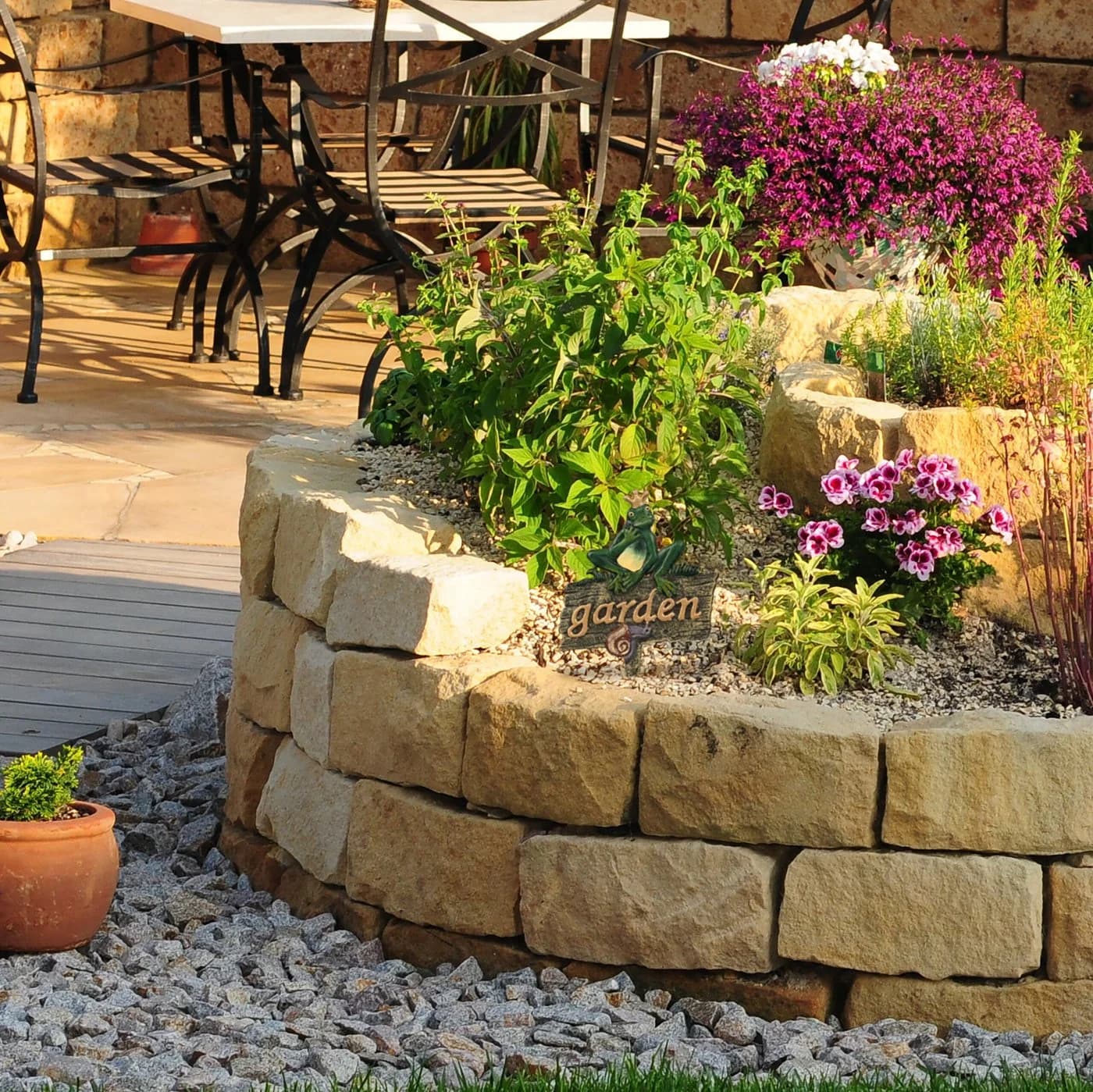 relaxdays Gartenstecker "garden" Bunt Frosch Deko - Bild 5