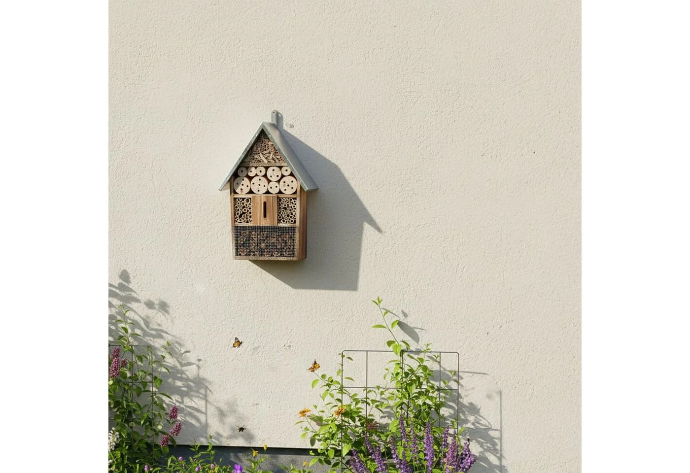 relaxdays Insektenhotel mit Metalldach geflammt