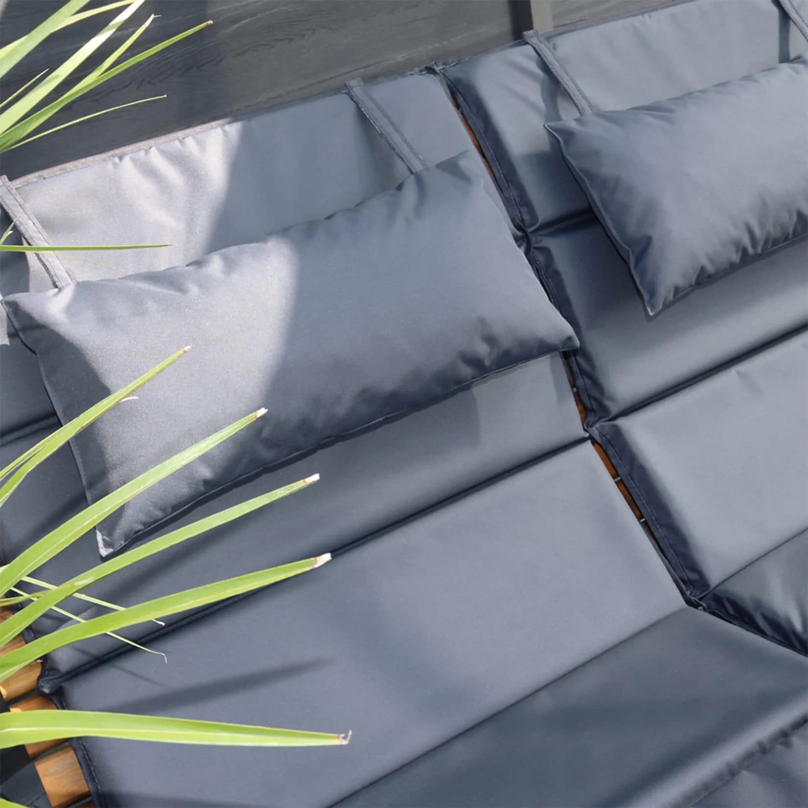 HOME DELUXE Wellenholzliege TAIGA Auflage - 8 Segmente Sandwichsystem