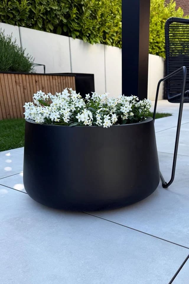 VIVANNO Blumentopf GORDO Rund Schwarz Matt Fiberglas - Bild 4