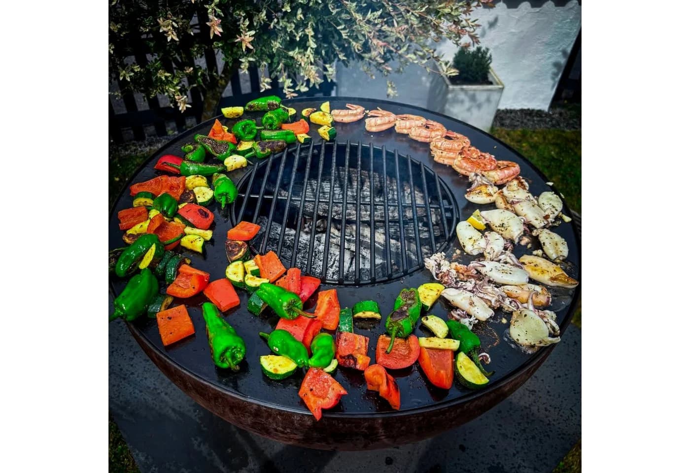 BBQ-Toro Feuerschale mit Grill Ø 60 cm Rostoptik - Bild 3