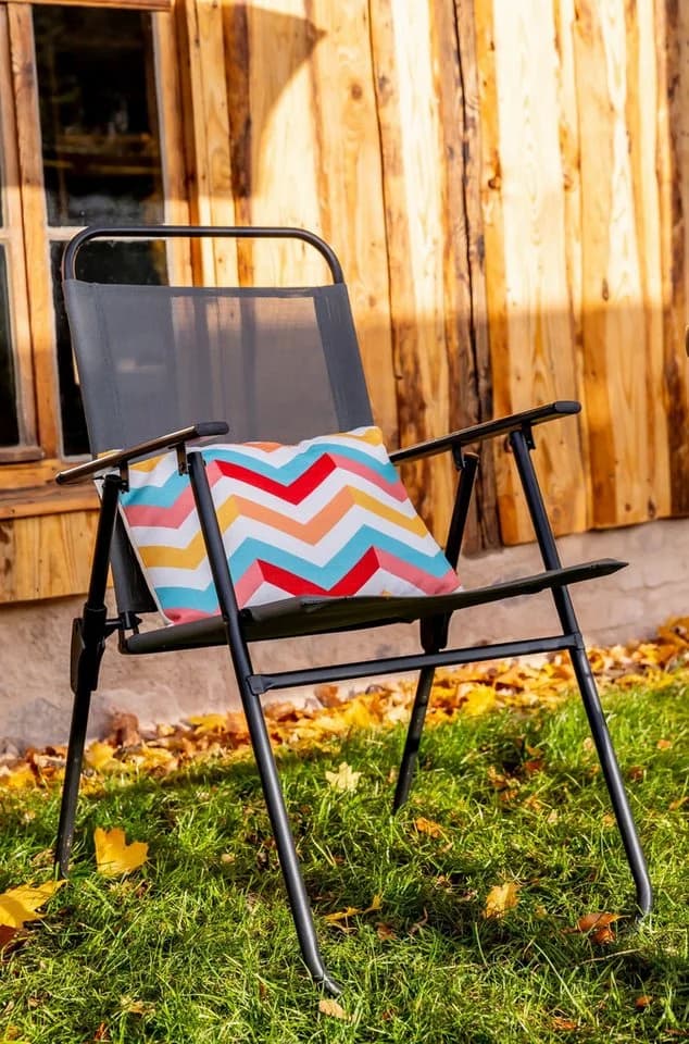 ONDIS24 6-tlg. Gartenmöbel-Set mit Tisch, Klappstühlen & Sonnenschirm - Bild 4