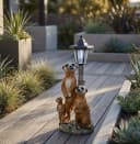 Kremers Schatzkiste Erdmännchen Familie mit Solarlaterne Gartenfigur Bild 1