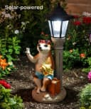 Kremers Schatzkiste Gartenfigur Erdmännchen Urlauber mit Solarlaterne Bild 4
