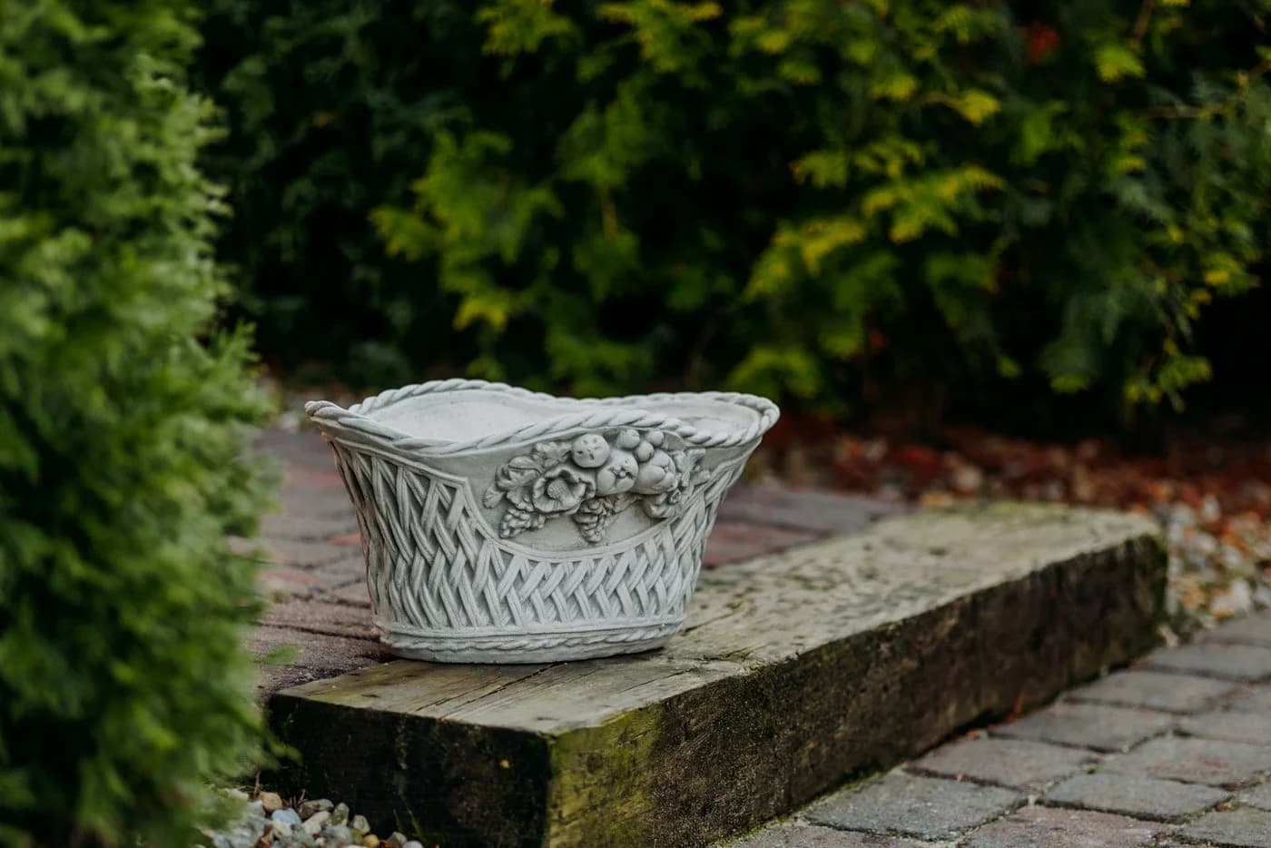 gartendekoparadies.de Pflanzschale Korb Beton grau Frostsicher - Bild 4