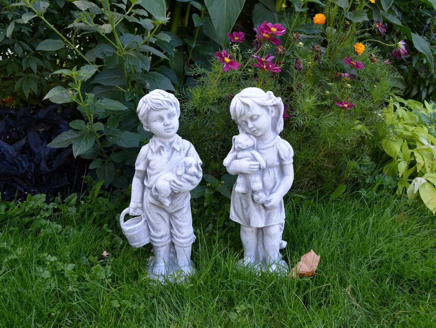 gartendekoparadies.de Gartenfigur Set Junge und Mädchen Steinfiguren - Bild 4