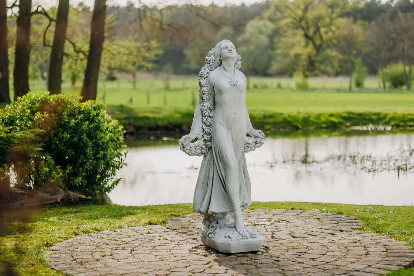 gartendekoparadies.de Gartenfigur Flora Steinfigur Grau Frostsicher - Bild 5