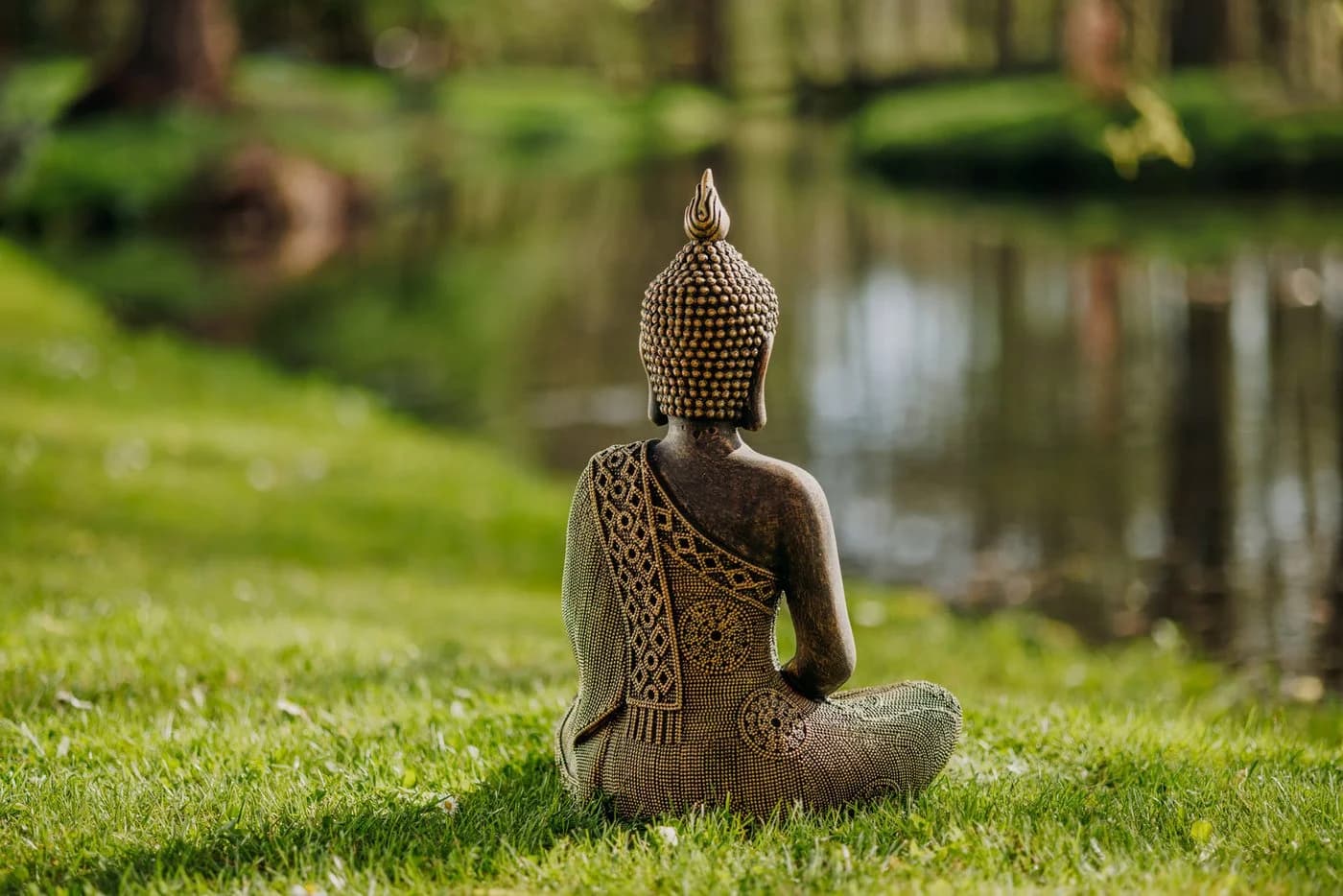 gartendekoparadies.de Thailändische Buddha Statue Gold Steinguss Gartenfigur - Bild 4