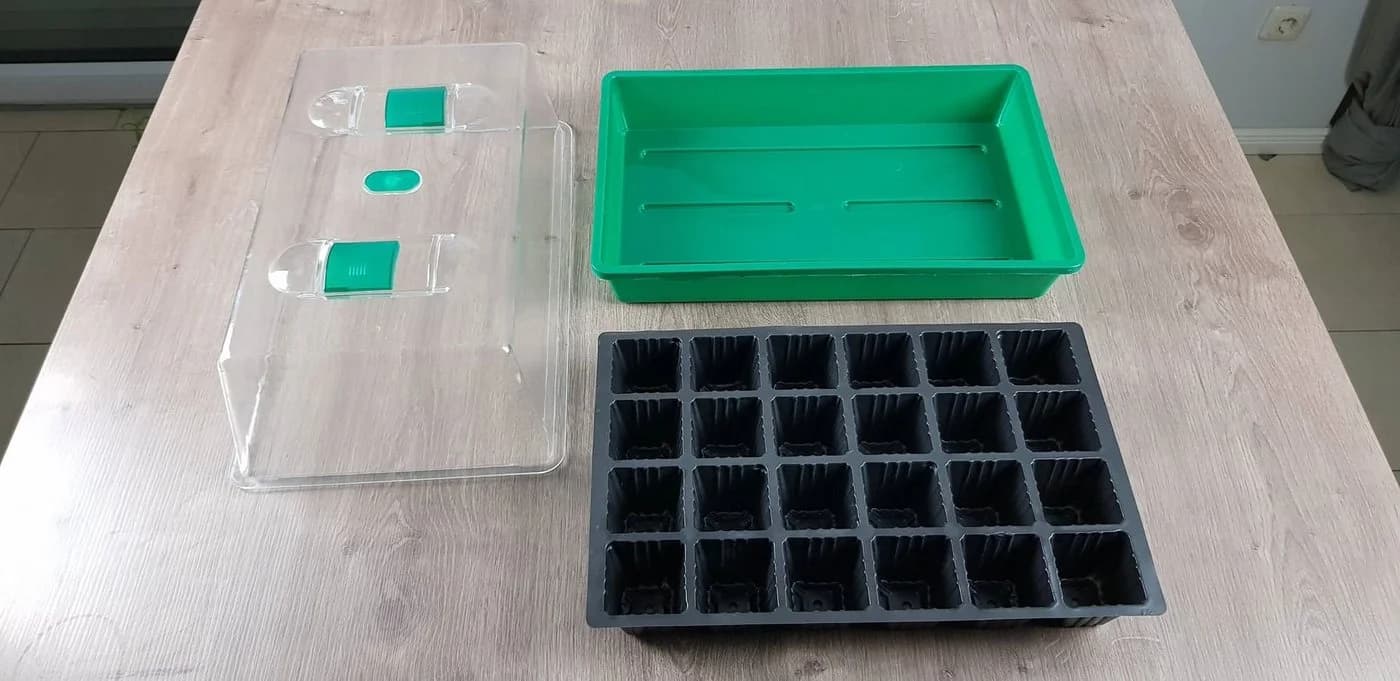 GartenHero Mini Gewächshaus 24 Fächer Kunststoff - Bild 3