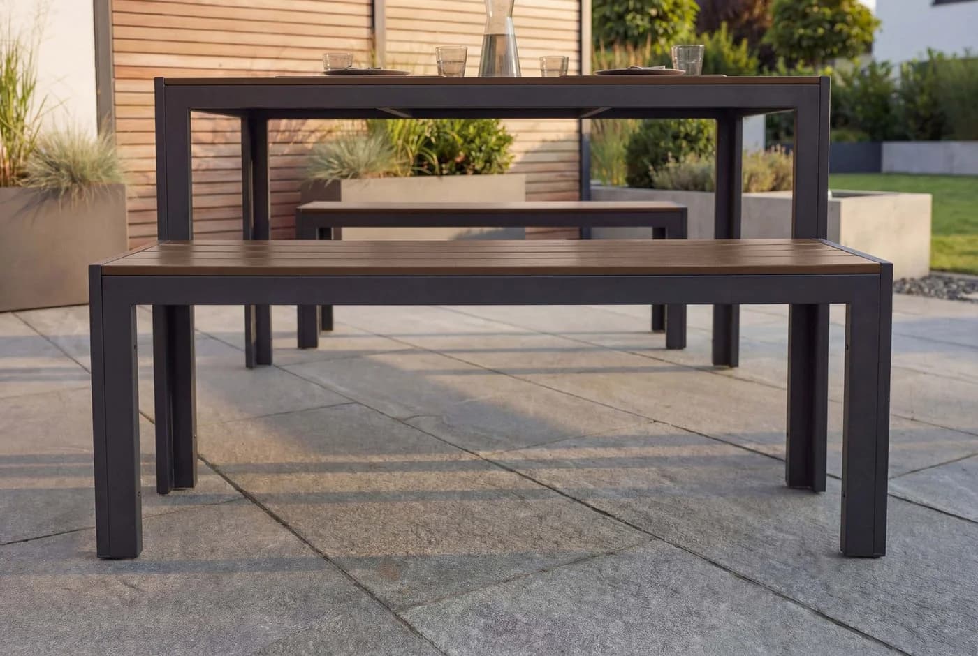 riess-ambiente Gartenbank DESIGNO 130cm wetterfest Aluminium WPC - Bild 3