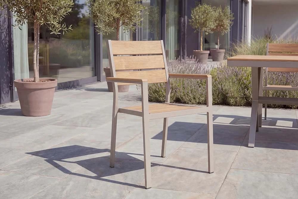 riess-ambiente Gartenstuhl DESIGNO Aluminium WPC Holzoptik stapelbar - Bild 2