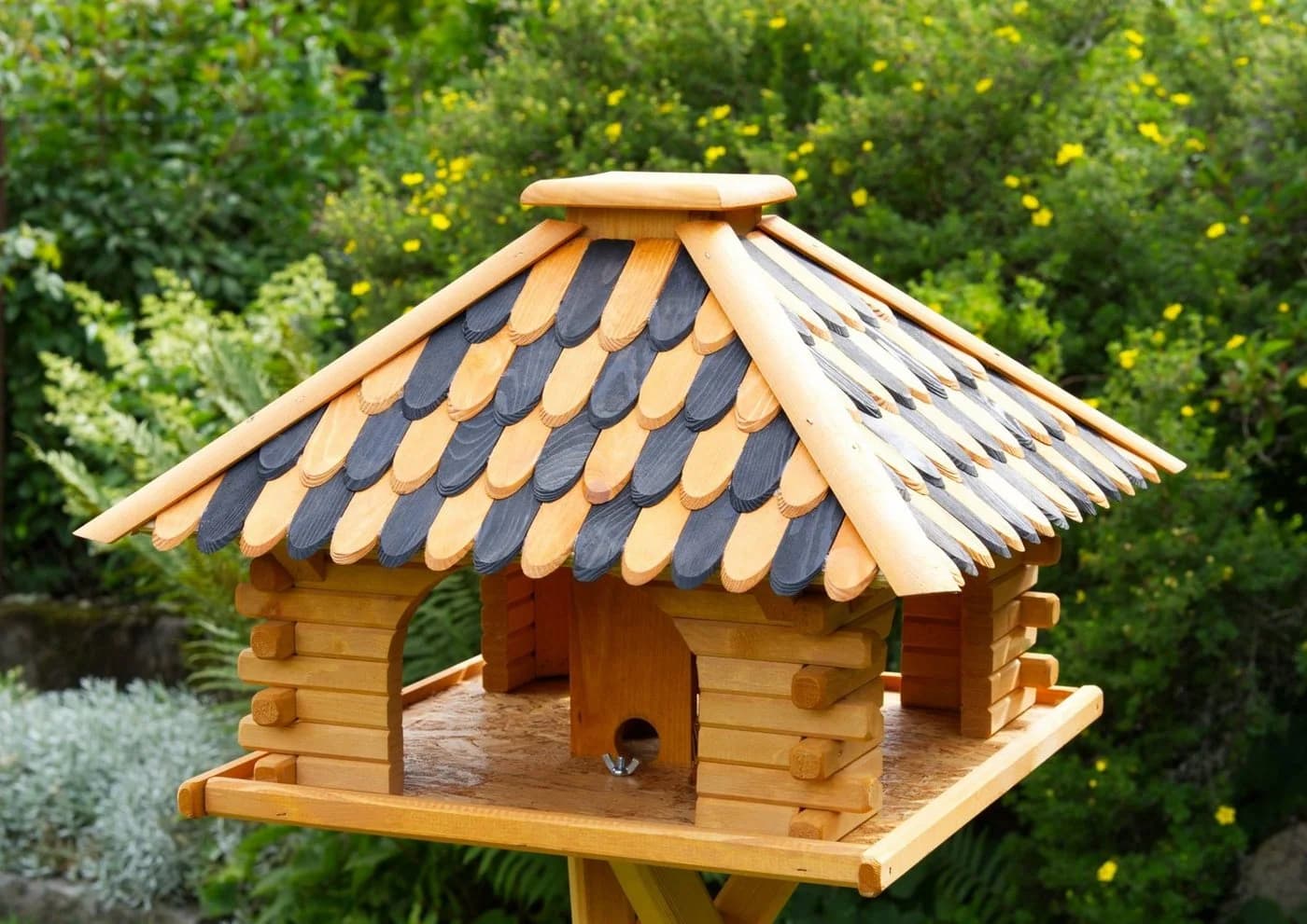DSH DEKO SHOP HANNUSCH Vogelhaus mit Solarbeleuchtung