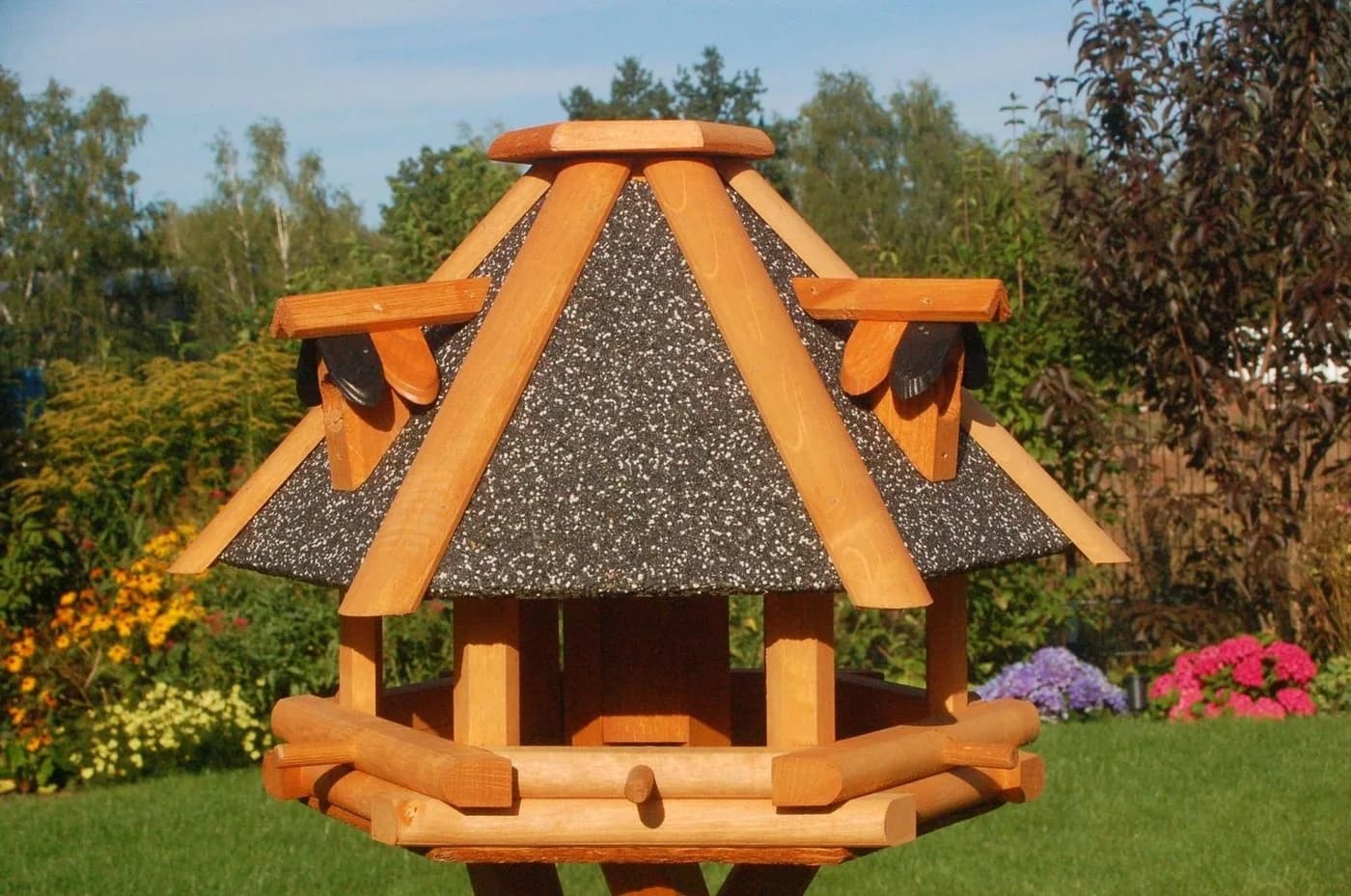 DSH DEKO SHOP HANNUSCH Vogelhaus Luxus Vogelhaus, wahlweise mit Solar/Ständer