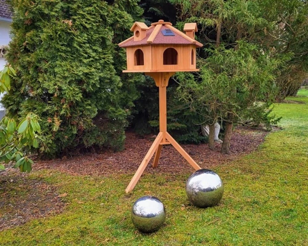 MYPETS Vogelhaus ALPENZAUBER XXL mit Solarlicht und Ständer - Bild 3