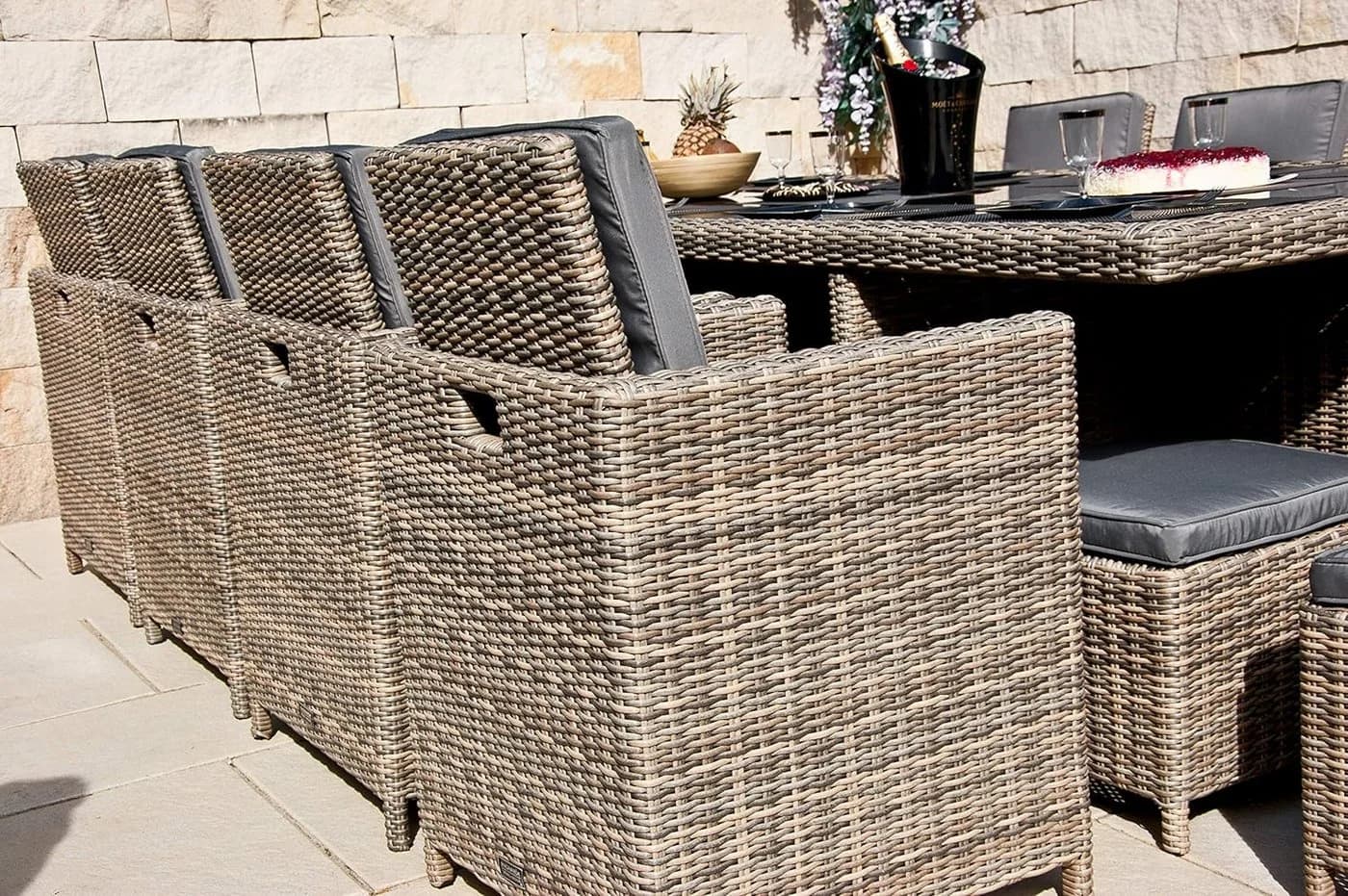 Ragnarök Möbel-Design Garten-Essgruppe Heimdall Esstisch Set 8+4, Polyrattan, Alu, Umklappbare Rückenlehnen - Bild 4