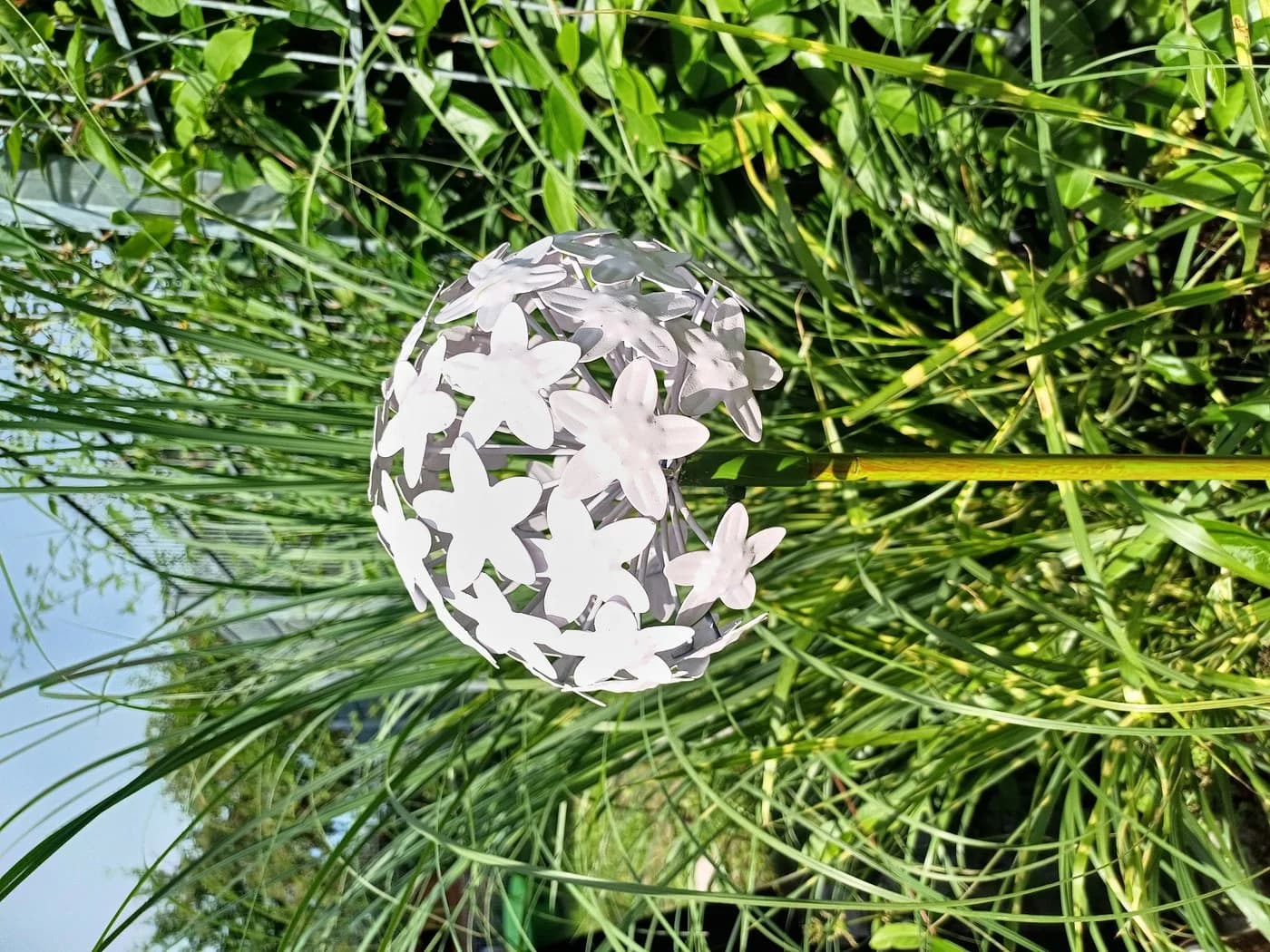 LB H&F Lilienburg Gartenstecker Blume Metall Weiß Wetterfest