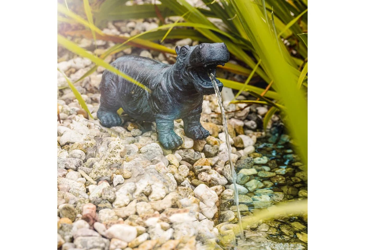 esotec Wasserspeier Flusspferd Hippo Polyresin mit Schlauch - Bild 3