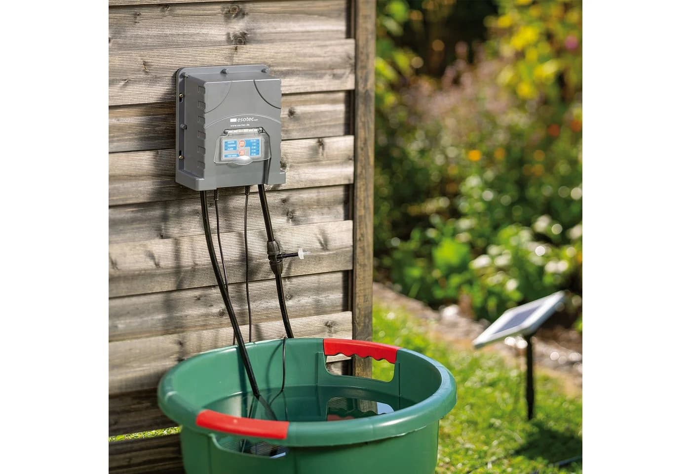 esotec Bewässerungssystem Solar Bewässerungsset WaterDrops Professional mit 50 Tropfern - Bild 5