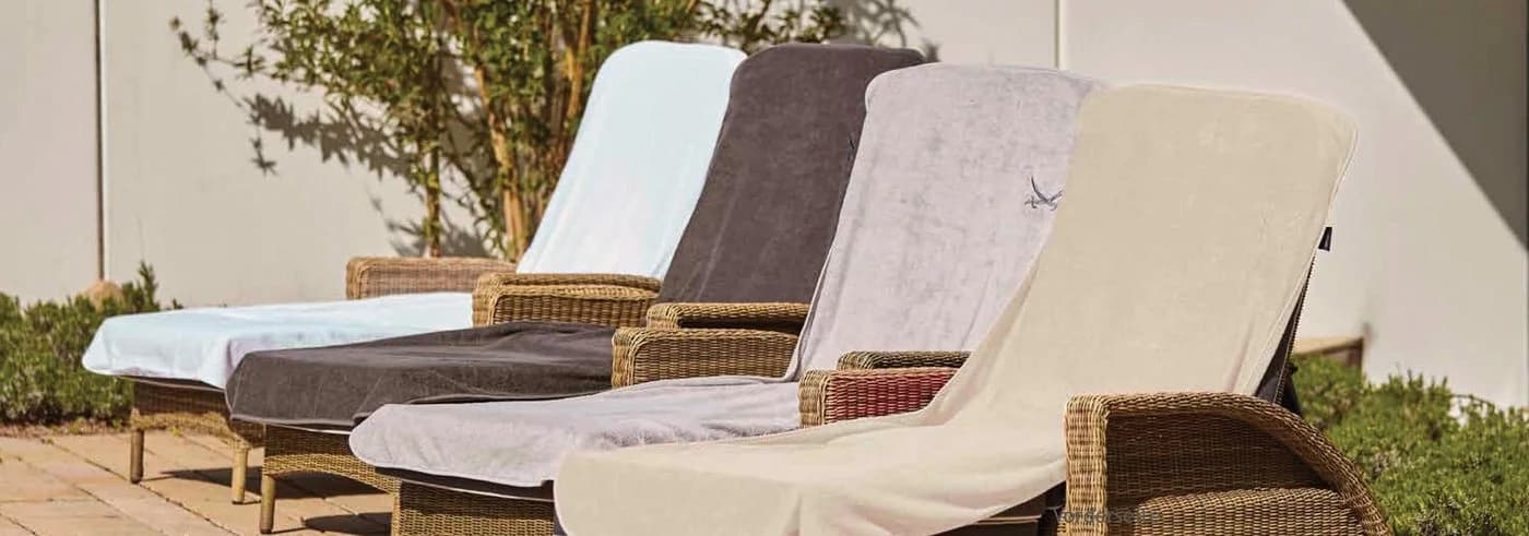 Sansibar Sylt Saunatuch Schonbezug Liegenauflage Beige mit Stickerei - Bild 2