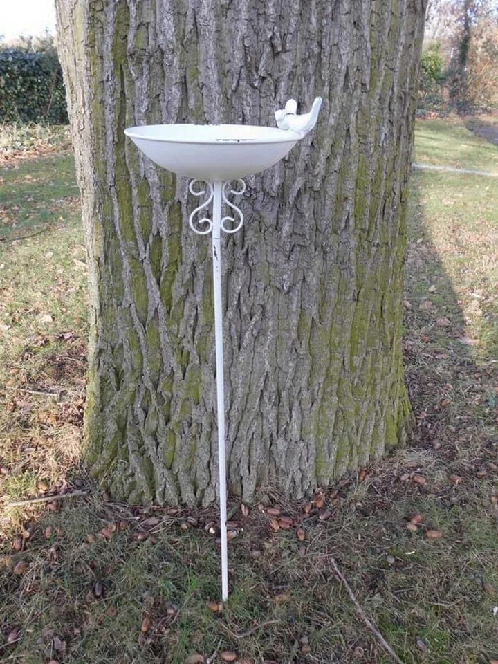Deko-Impression Vogeltränke Eisen massiv weiß - Bild 4