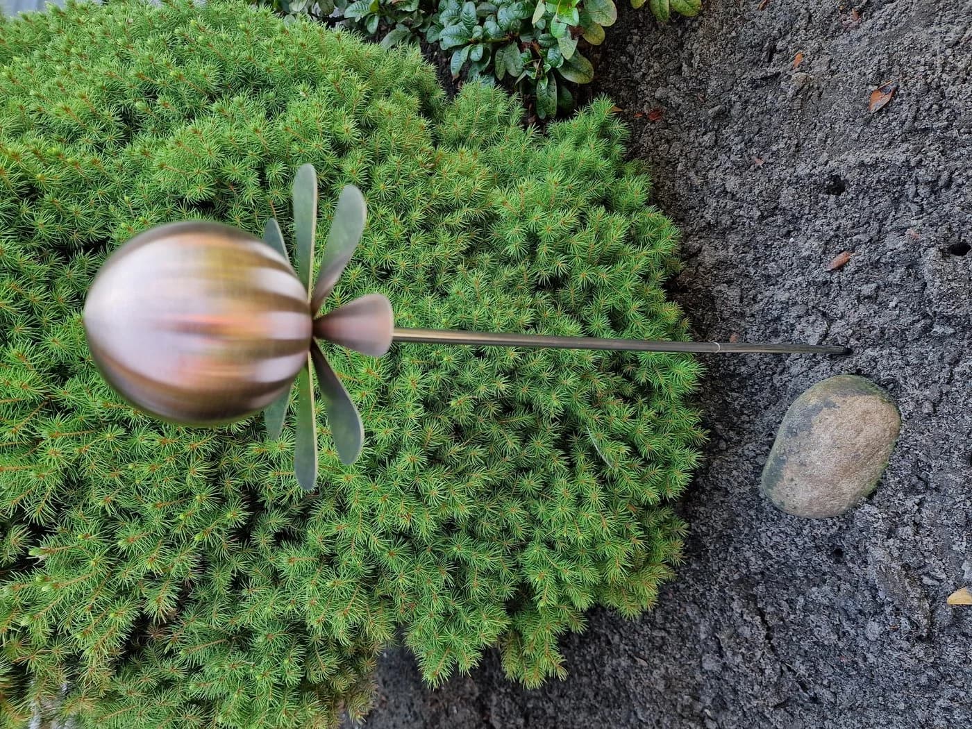 Jürgen Bocker Gartenstecker Rosenkugel Rotterdam Gold Edelstahl