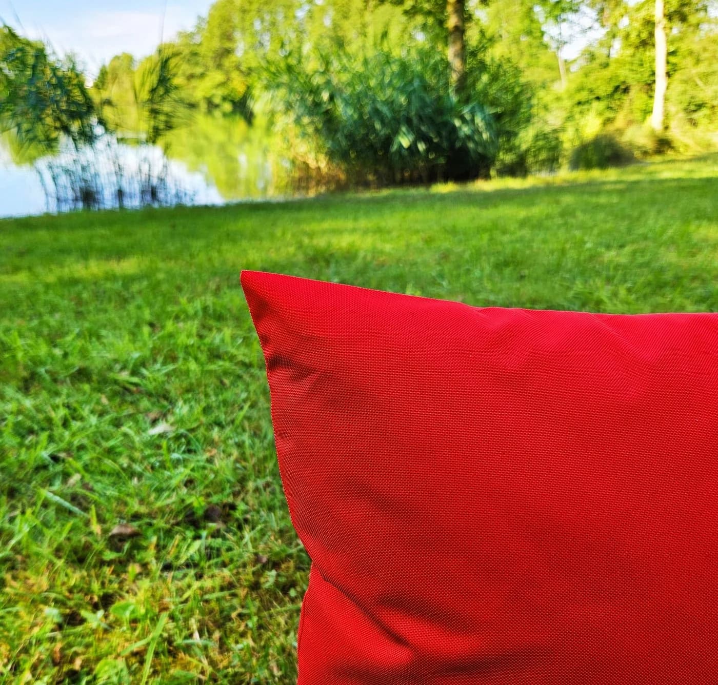 JACK Dekokissen 40x40cm Outdoor Lounge Kissen Rot mit XXL Füllung - Bild 4