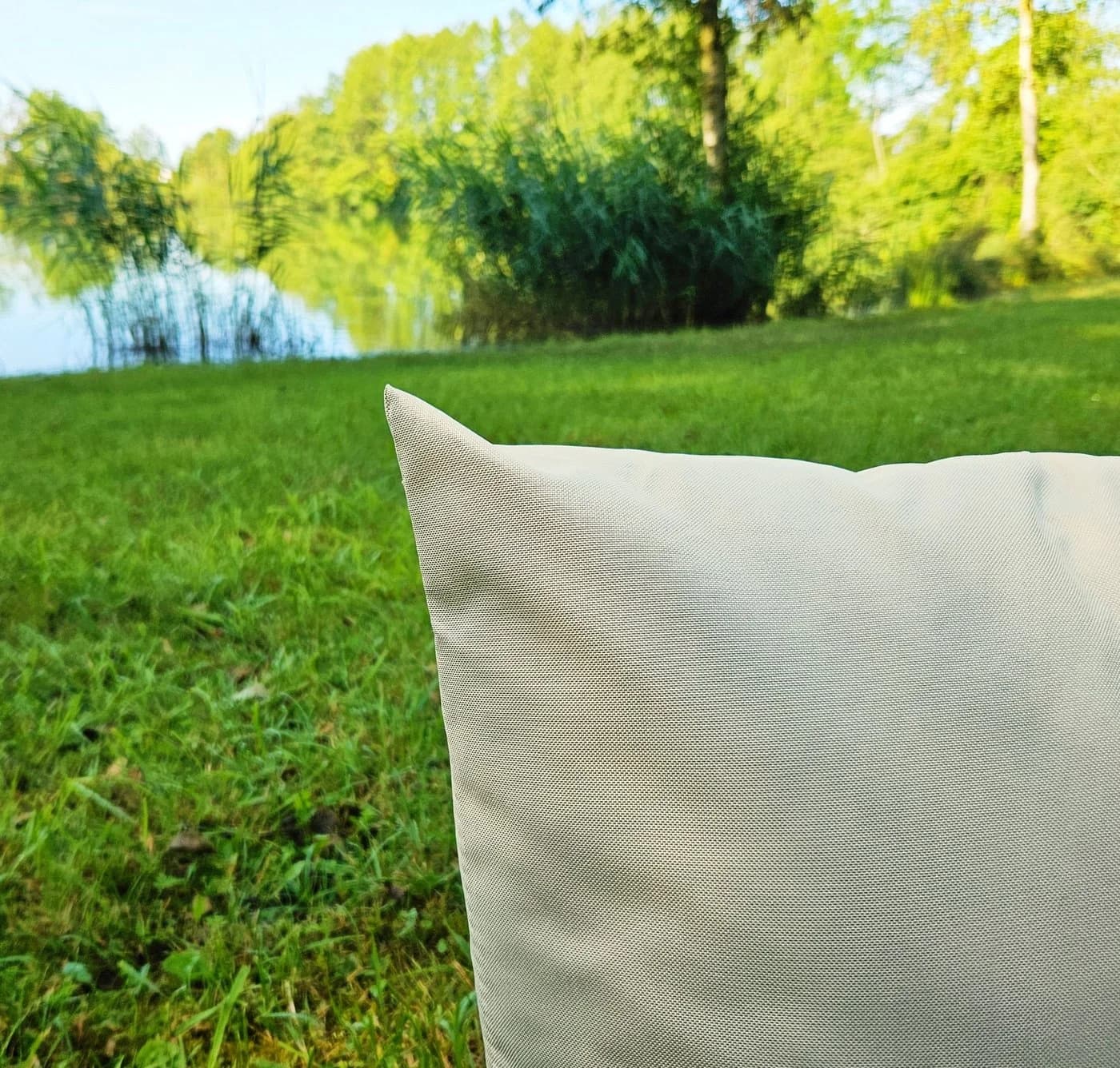 JACK Dekokissen 40x40cm Grau Outdoor Lounge Kissen mit XXL Füllung - Bild 4