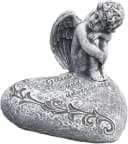 Stone and Style Frostfeste Steinfigur Engel auf Herz Grau Bild 2