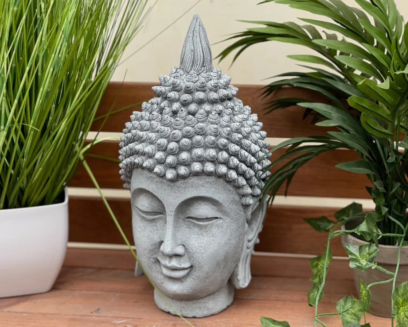 Stone and Style Gartenfigur Frostfeste Steinfigur Shiva Kopf meditativ Grau