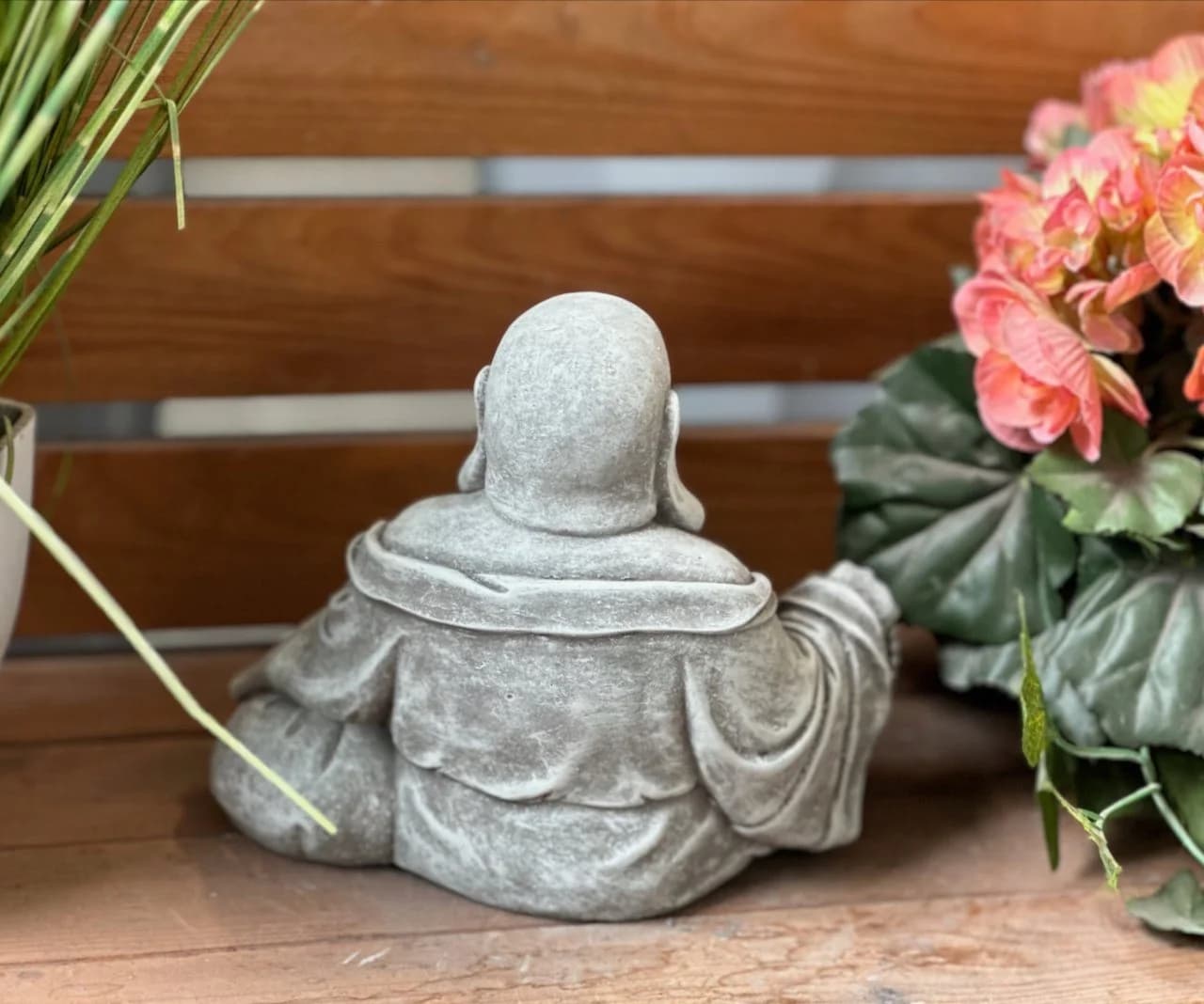 Stone and Style Gartenfigur Frostfeste Steinfigur dicker Buddha sitzend Grau - Bild 5