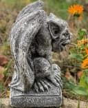 Stone and Style Gartenfigur Frostfeste Steinfigur Gargoyle auf Sockel Grau Bild 5