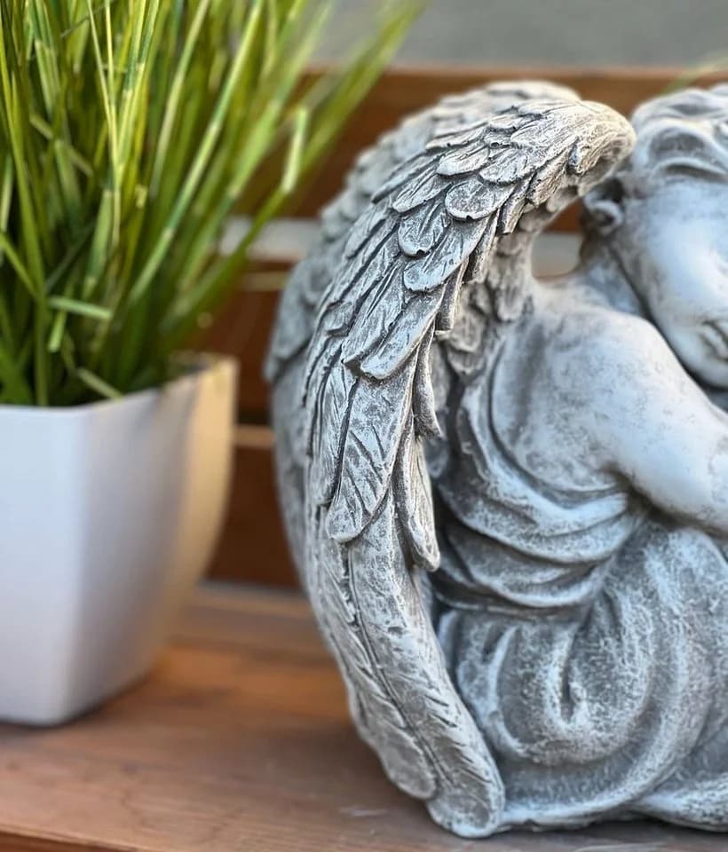Stone and Style Engelfigur Frostfeste Steinfigur sitzender Engel grau - Bild 5