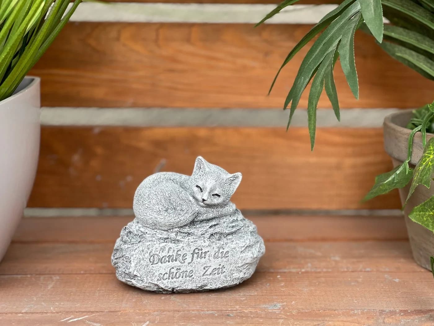 Stone and Style Katzenfigur Grau Frostfest Steinguss Grabschmuck